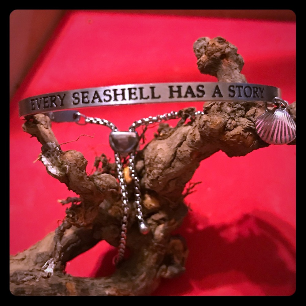 Bracelet - Picture 1 of 1